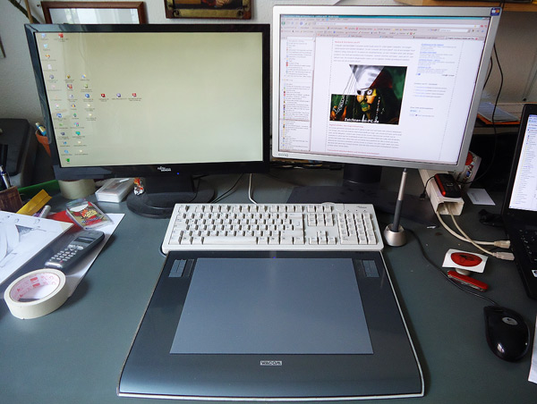 Computer-Arbeitsplatz zum Malen und Zeichnen